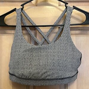 Lululemon sports bra